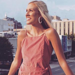 Meet your Posher, Hannah